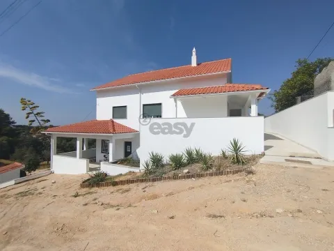 Oportunidade Única na ALDEIA DE CEM SOLDOS – Três Habitações numa Só Propriedade!