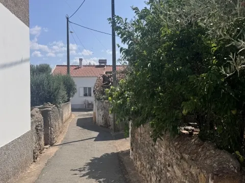 House in Ruin with 6 rooms – A-das-Neves, Santa Bárbara de Padrões ,Castro Verde