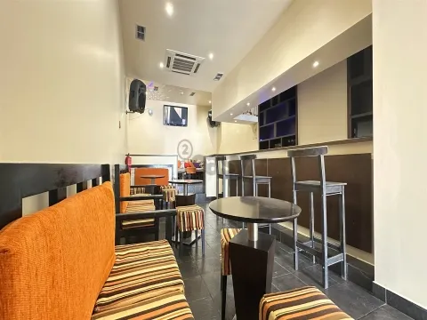 Espaço comercial, equipado, pronto a funcionar, Vila Viçosa 