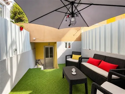 Apartamento T2+1 com Garagem e Logradouro em Vale Milhaços