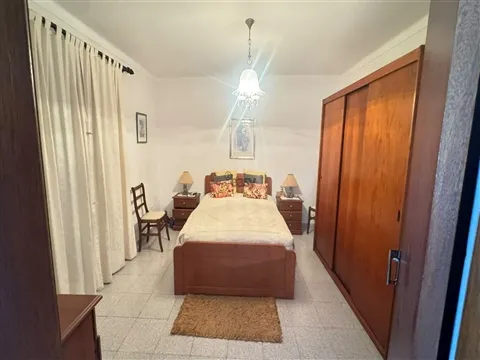 Moradia Rústica com grande potencial no Coração de Messejana