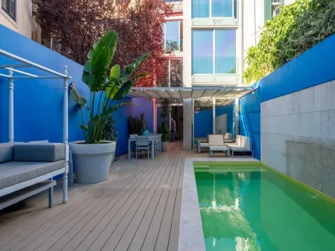 Refúgio Urbano Exclusivo com Piscina e Elevador centro Lisboa