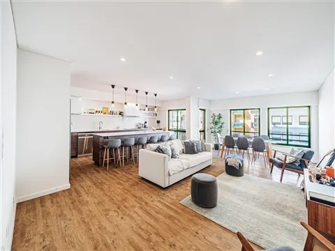 Apartamento T3 em Massamá Norte