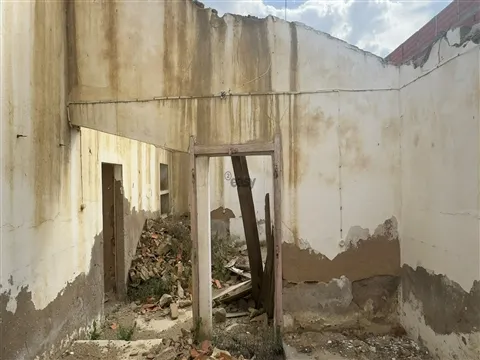 Moradia T2 para remodelar em Castro Verde