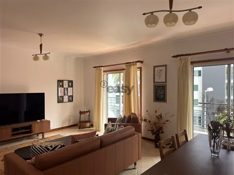Apartamento T3, Ajuda, Arrendamento