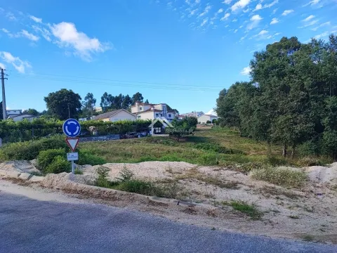 Terreno urbano en Silvares