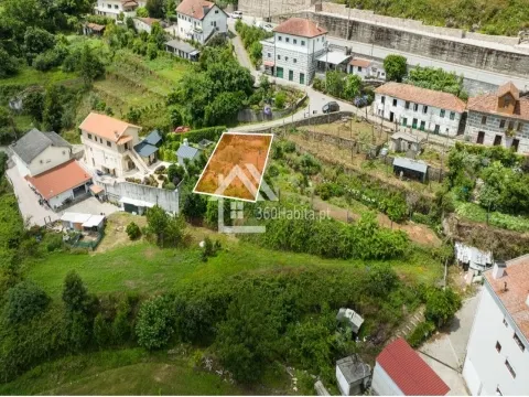 Terreno Rústico em Torrados