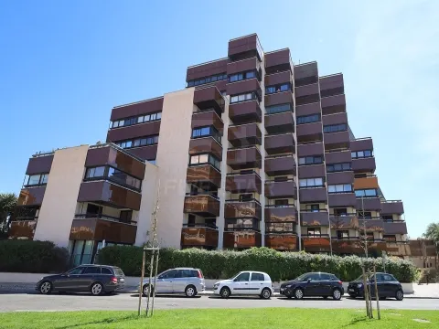 Apartamento T1 - Mobilado - Cascais Atrium - Condomínio de Prestígio
