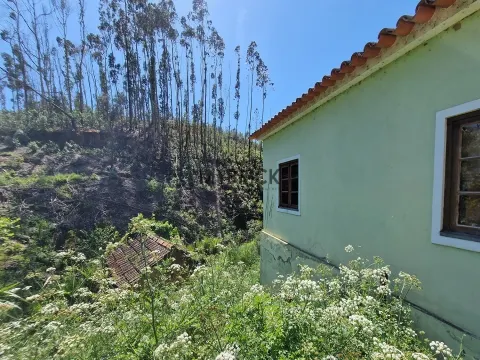 Moradia para Restaurar T2