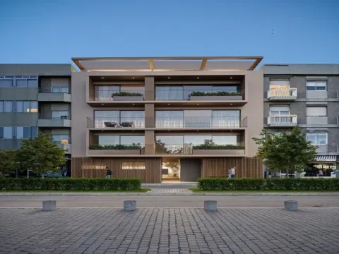 Penthouse com Terraço, Vista Mar e Garagem | Espinho