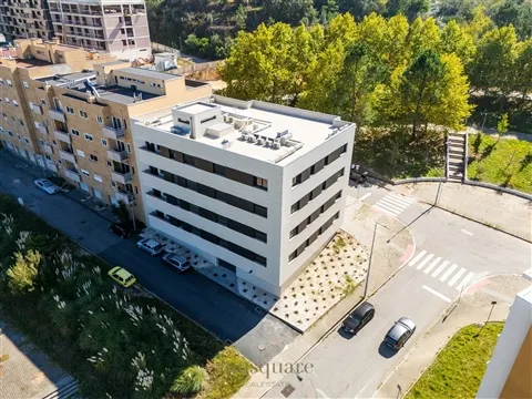 Apartamento T2 Novo com varanda - OLiving Apartments - Pedroso, Gaia