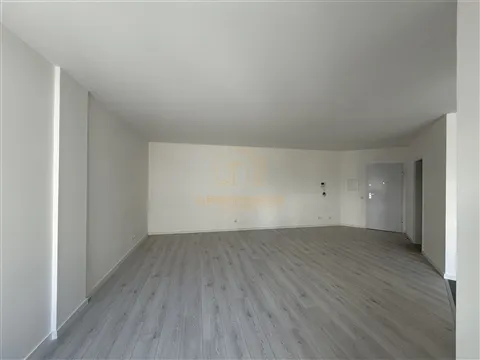 Flat Studio