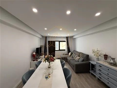 Apartamento T2 com Garagem – Alto do Forno