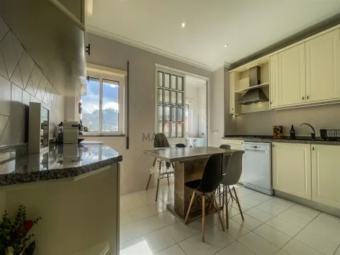 Wohnung 4 Schlafzimmer