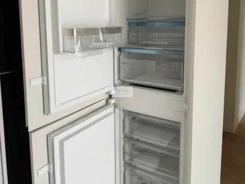 Apartamento T3 com varanda e vista mar em Matosinhos sul