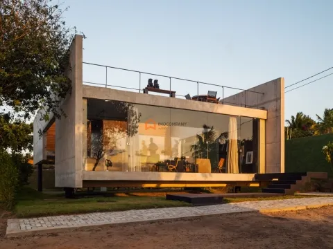 Detached house T4