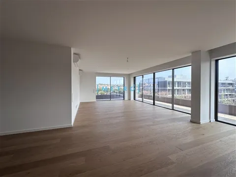 Apartamento T4
