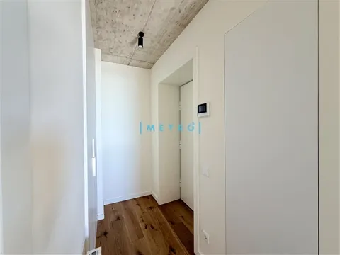 Flat T1