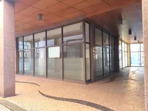 Loja Aveiro, Glória e Vera Cruz, centro da cidade, para investidores