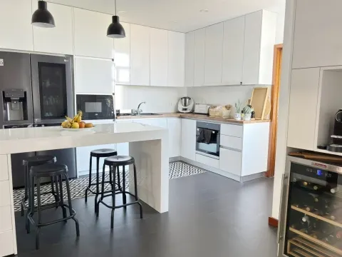 Apartamento T6 Aveiro, Glória e Vera Cruz, centro da cidade