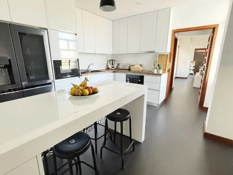 Apartamento T6 Aveiro, Glória e Vera Cruz, centro da cidade