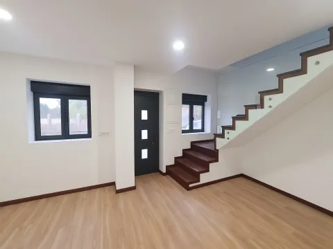 Haus 2 Schlafzimmer DÚPLEX