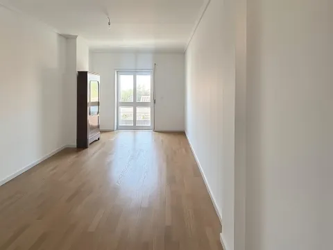 T2-Wohnung umgewandelt in T3-Duplex an der Hauptallee von Gafanha da Nazaré