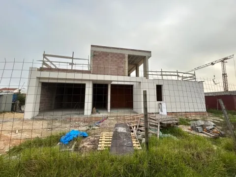 Moradia T3 isolada na Gafanha da Encarnação, perto das praias