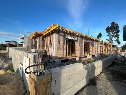 Moradia T3 térrea na Gafanha da Encarnação, perto da praia