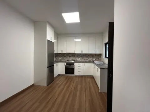 Casa T3 en Aveiro, São Bernardo, para alquilar