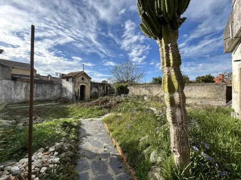 Palacete T11 em Aveiro Cacia, joia arquitetónica cheia de história
