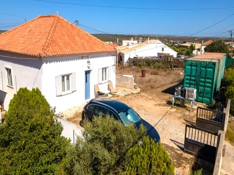 Casa + terreno nel villaggio di Sagres, Algarve