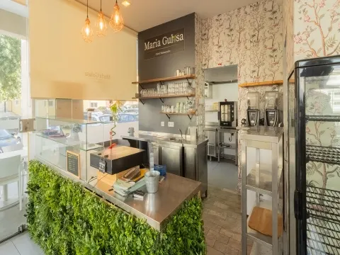 Excellente opportunité – Restaurant entièrement équipé à Lagos