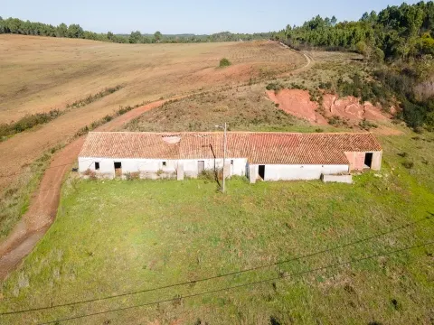 Herdade com 37 Hectares na Costa Vicentina, Aljezur