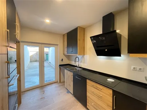 House T2