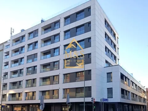 Apartamento T3, novo, luxo, varanda, boavista, porto