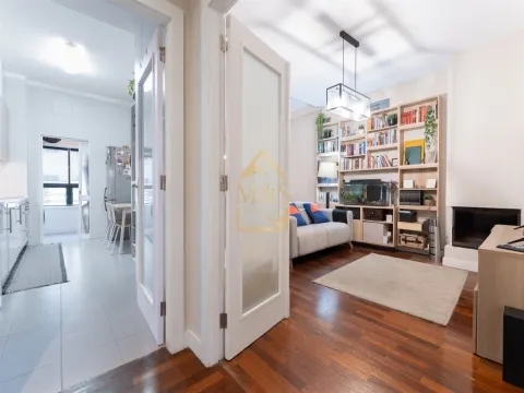 Apartamento T4, praia, metro, varanda, garagem, luxo, Matosinhos