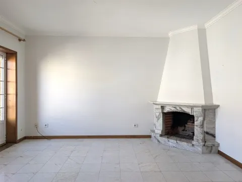 Praia da Costa Nova - Apartamento T2 com Vista Mar e a poucos metros da Praia