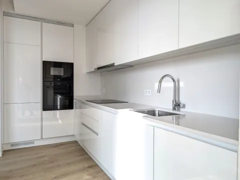 Appartement neuf de deux chambres - Centre-ville d´Aveiro