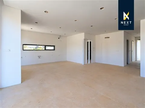 Moradia Geminada T3 Nova | Fragosela – Viseu  