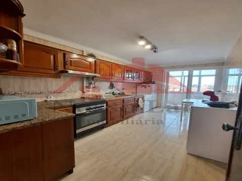 EXCLUSIVO - Excelente Apartamento T2 com Varanda – Pinhal Novo