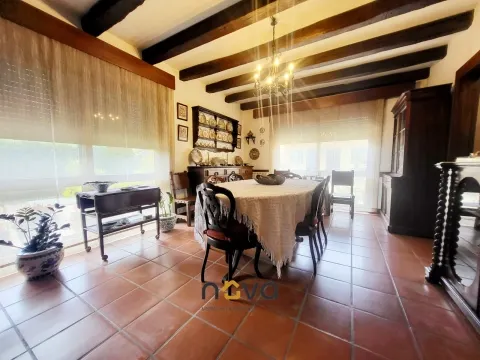 Moradia Rústica T3  a 50 metros da praia