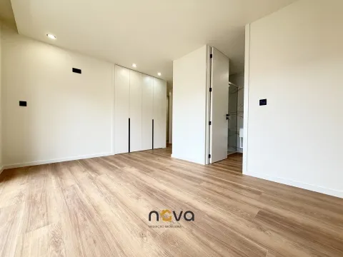 Apartamento T3 Totalmente Remodelado na Póvoa de Varzim.