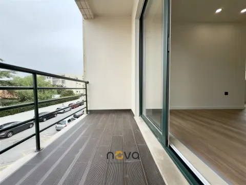 Apartamento T3 Totalmente Remodelado na Póvoa de Varzim.