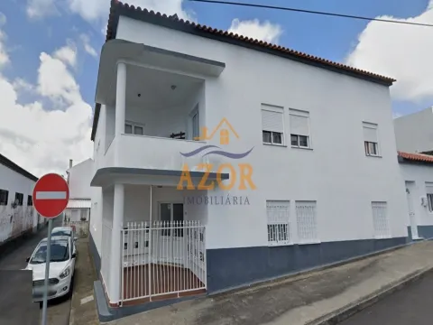 Apartamento T2 na Fajã de Baixo, em Ponta Delgada