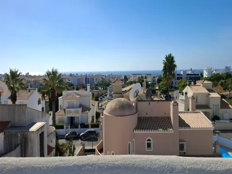 Apartamento T2 com vista mar