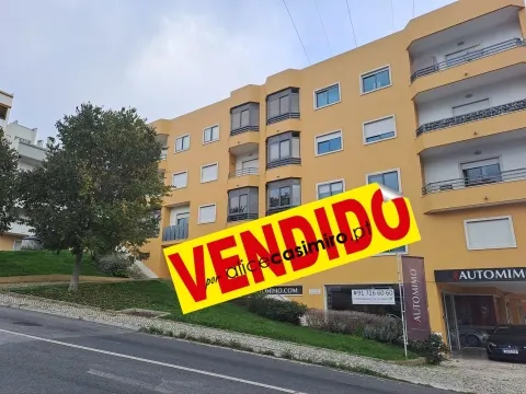 T3 Urb. Moinho do Guizo c/ BOX 40M2