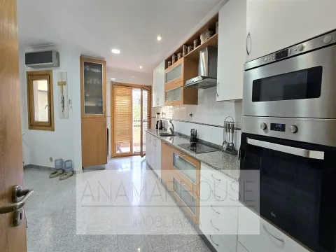 T3 Colinas Do Cruzeiro com 2 Garagens box