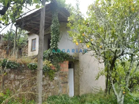 ANG895 -  Moradia T2 para Venda em Nodeirinho, Pedrógão Grande