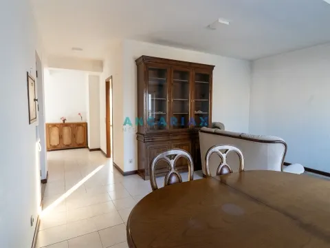 ANG1461 - Apartamento T2 para Venda na Marinha Grande
